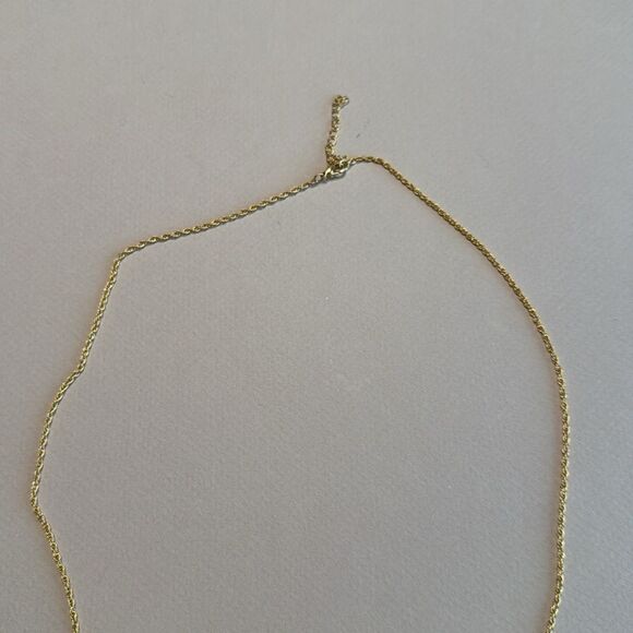 Elegant Gold Cross Pendant Necklace R879 - Picture 3 of 3